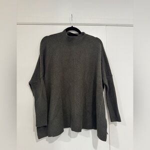 LOFT Green Oversized Poncho Style Sweater Size Small